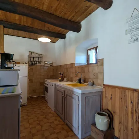 Maison Familiale Confortable, Animaux Admis, Parking Sur Place - Fr-1-582-537 Casa de Campo Rosieres (Haute-Loire)